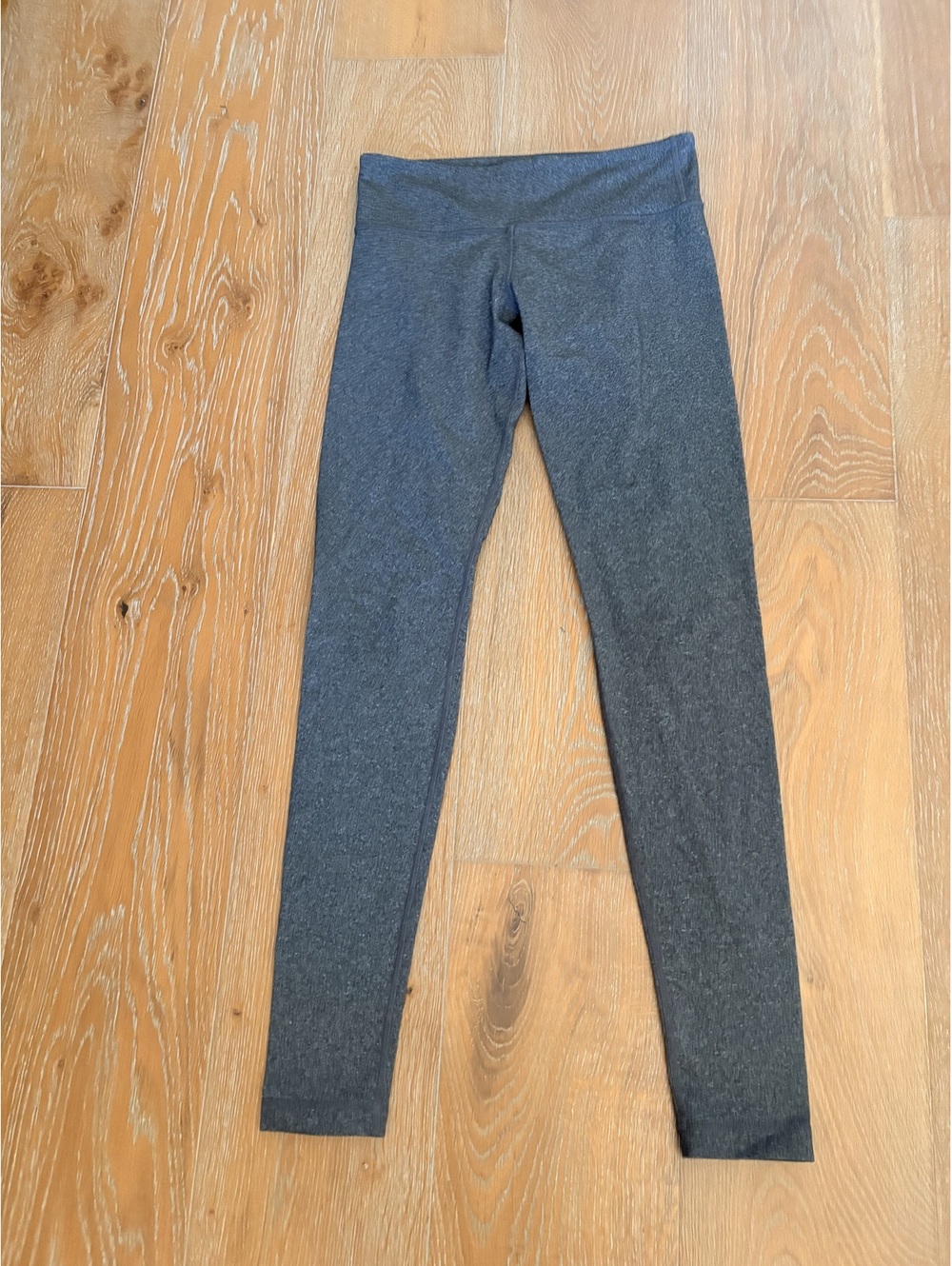 Lululemon Gray Leggings Athleisure Comfort Size 6